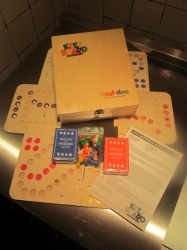 Image de Keez bord 2, 4 en 6 pers.Hout puzzelbord in kist