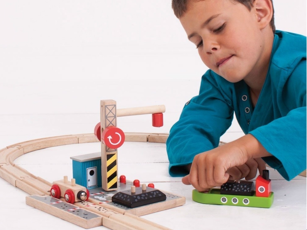 Hout Doe Nl Duurzaam Houten Speelgoed Kolen Overlaadstation Hout