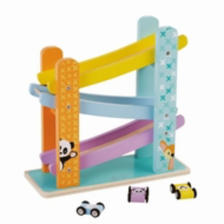 Studio Circus Autoracer