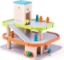 Image de Houten garage met lift en treinbaanaansluiting Woody