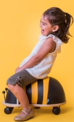 Picture of Wheelybug Bijtje Small – loopwagen – vanaf 1 jaar