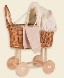 Egmont Toys Rotan Poppenwagen – Riet met Witte Kap & Wit Dekentje – 2+ Jaar