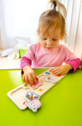 HABA Grijpspelpuzzel Boerderij Spelend kindje