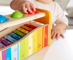Hape Pound & Tap Bench – Hamerbank & Xylofoon – Vanaf 1 Jaar