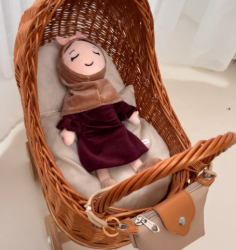 Picture of Petite Noor - Stoffen Knuffelpop Noor – 30 cm met Islamitische Kleding en Hijab - Vanaf 0 jaar